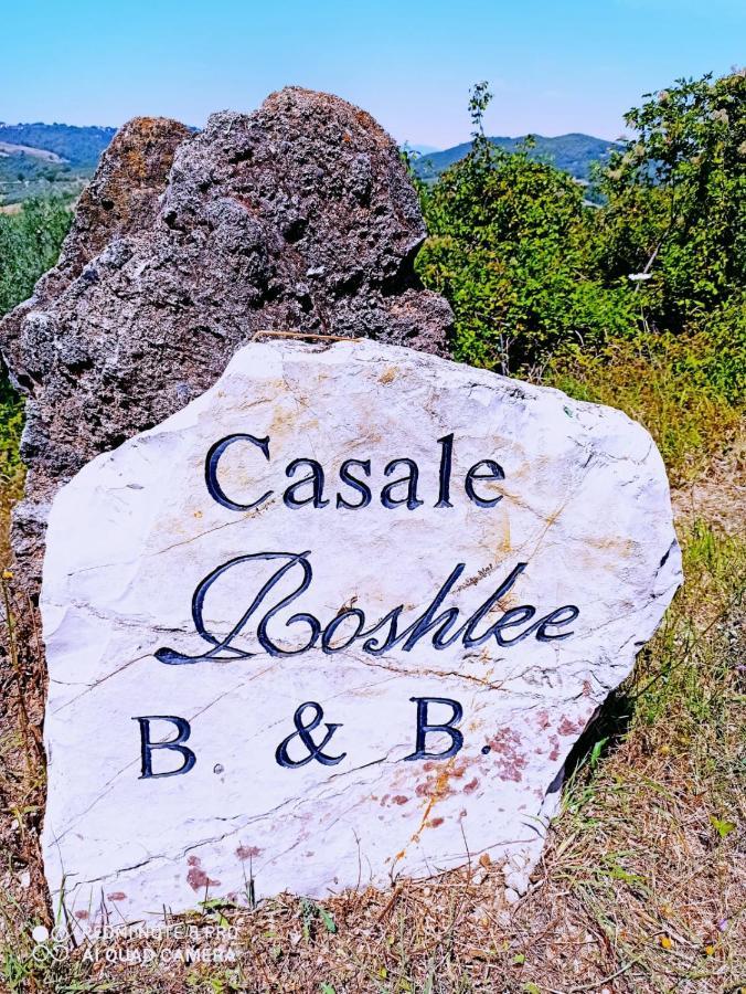 B&B Casale Roshlee Gualdo Cattaneo ภายนอก รูปภาพ